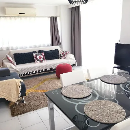 Babylon 1 With Private Pool דירה